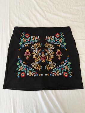 SHEIN Black Mini Skirt with Multicolor Floral Embroidery